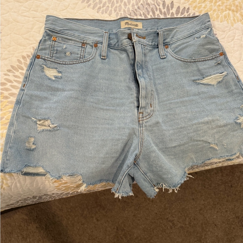 Madewell Blue Jean Shorts with Frayed Hem - Picture 4 of 4